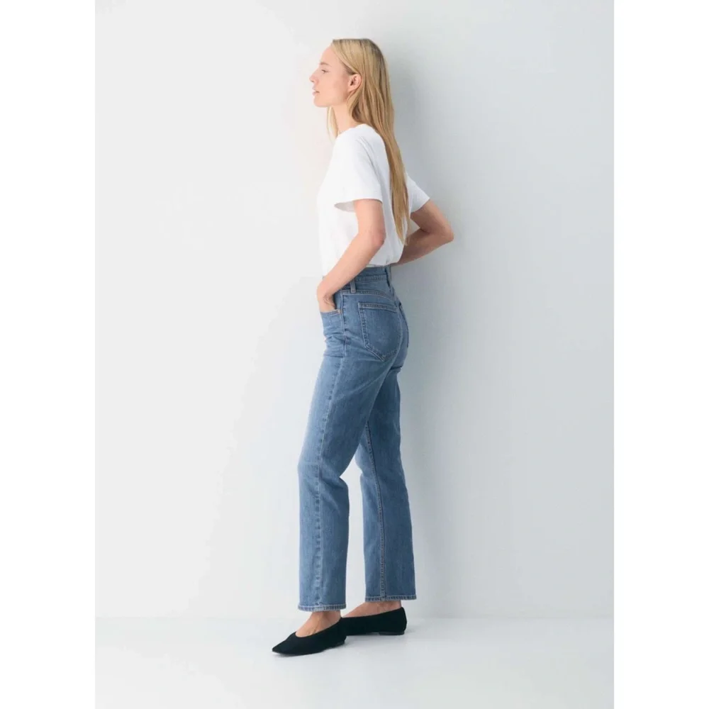 Denim Forum The Arlo Hi-rise Straight Jean in 5 Yrs Kiss N Tell Bl, size 25 - Picture 3 of 4